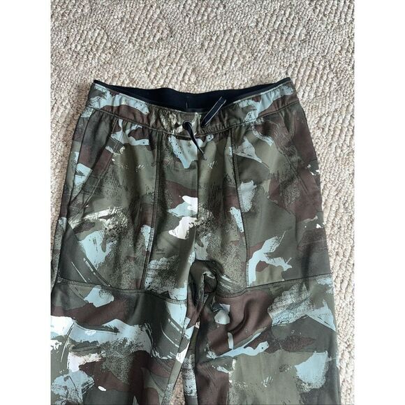 Boys Youth Training Athletic Camo Sweatpants Teen Large 14/16 - Picture 3 of 6